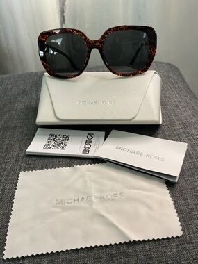 Michael Kors Manhasset MK2140 Sunglasses Tortoise MK Logo Print